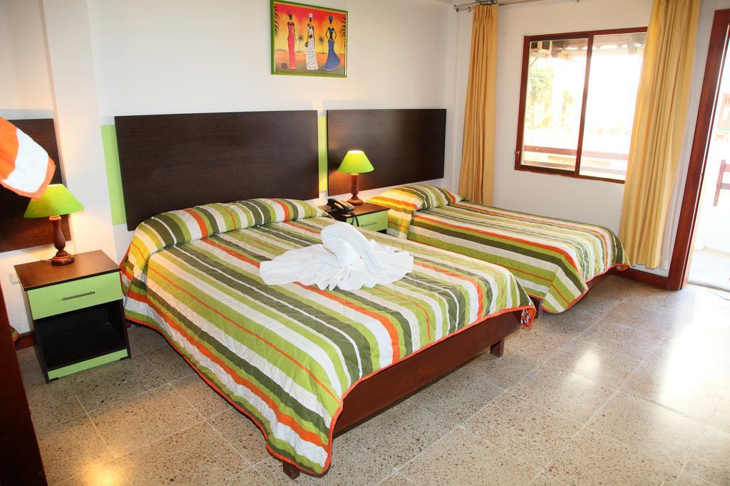 Hotel Puerto Ballesta Tonsupa Zimmer foto
